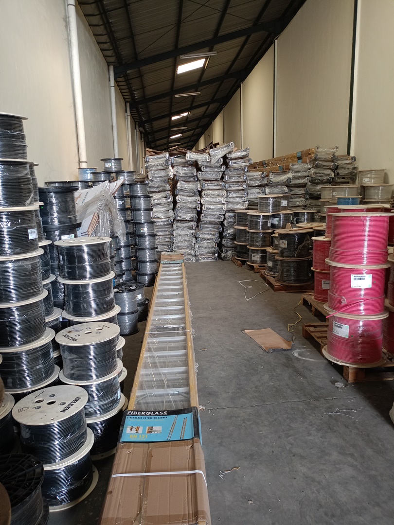 Tangga Pln Sliding Fiberglass 9 Meter 32 Feet - Gambar 32
