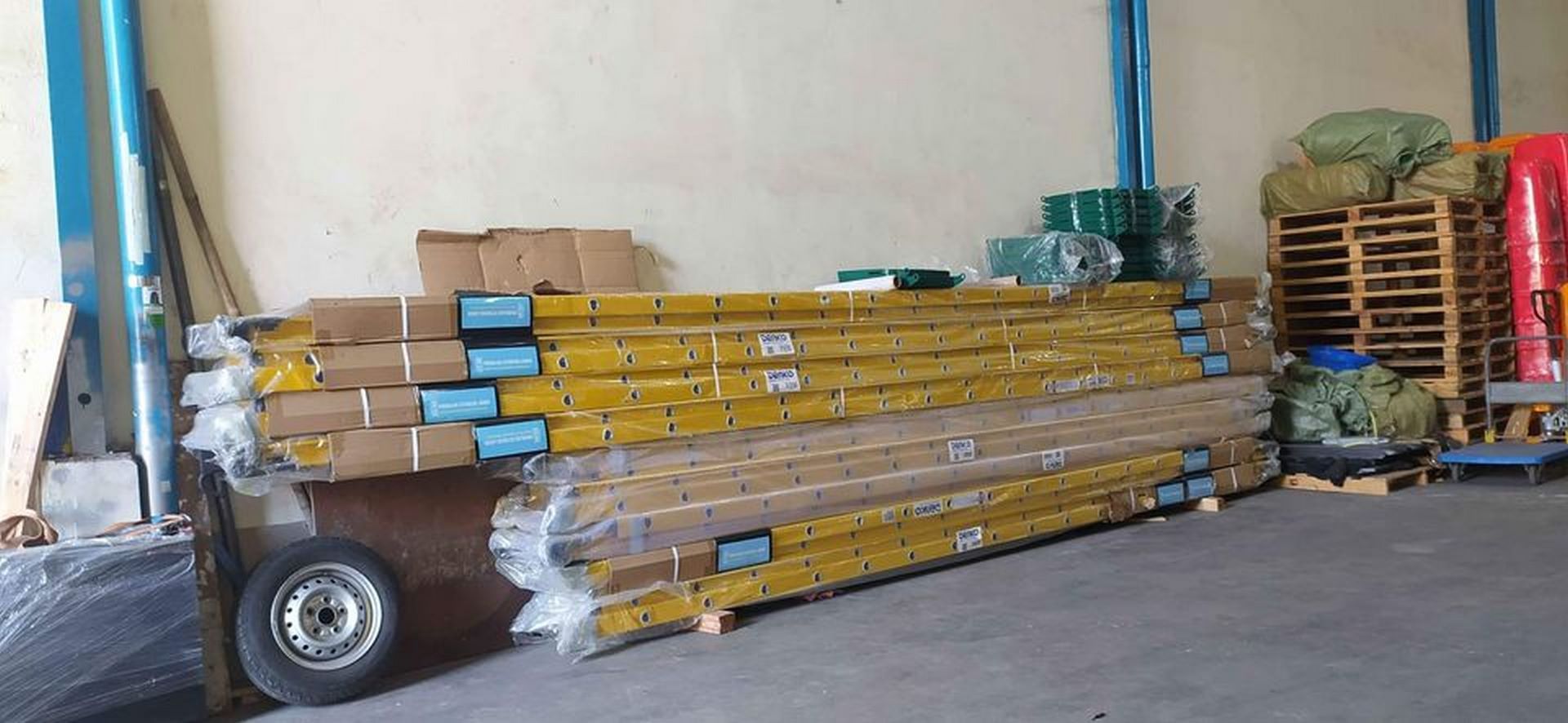 Tangga Pln Sliding Fiberglass 9 Meter 32 Feet - Gambar 48