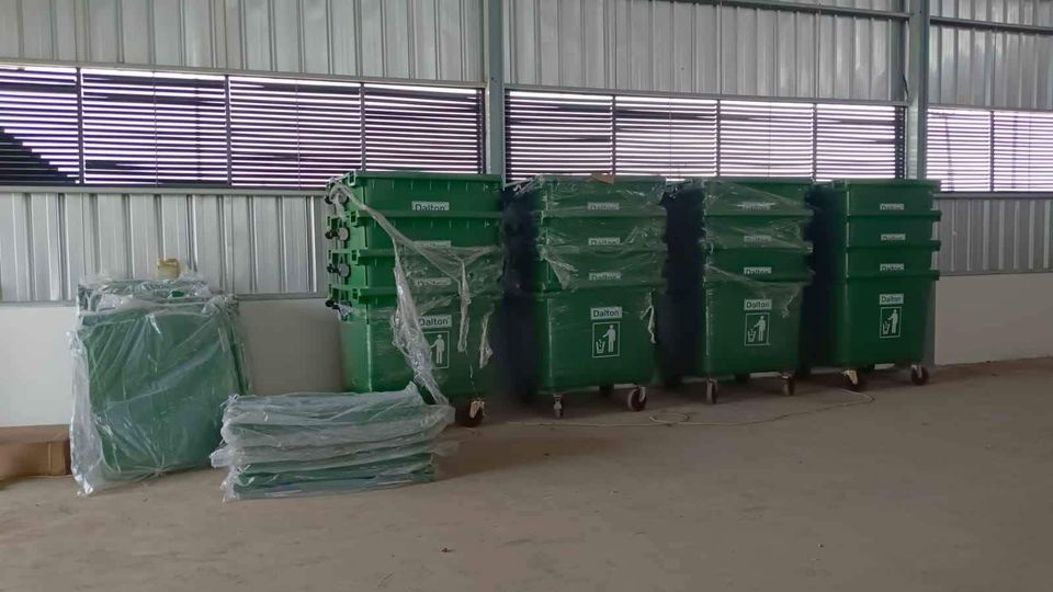 Tempat sampah jumbo 1100 liter - Gambar 3