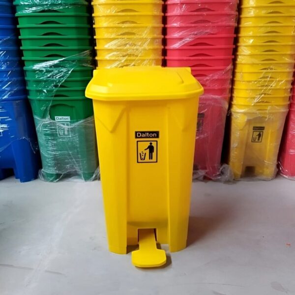 Tempat Sampah Injak 100 Liter