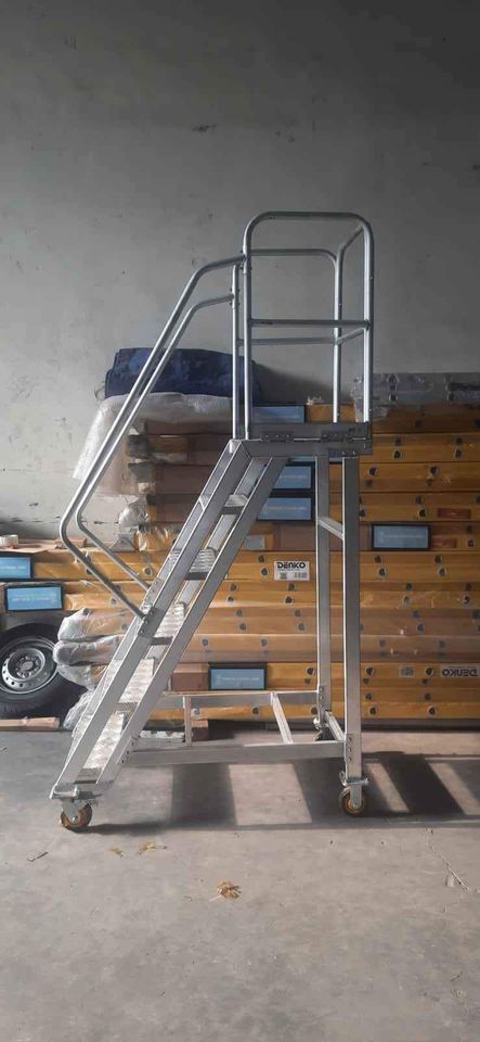 Tangga dorong Rolling Ladders Mobile stairs 1.5 meter - Gambar 6